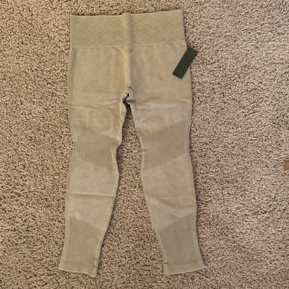 Costa Legging - Picture 3 of 6